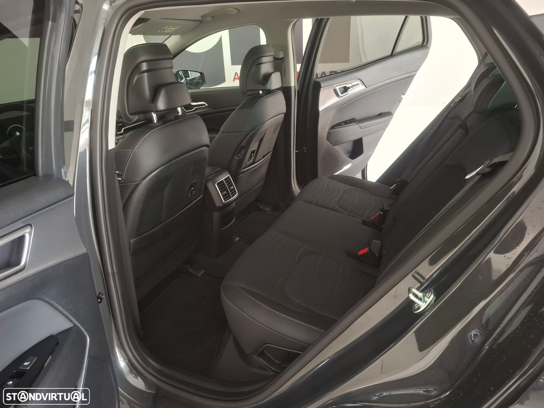 Kia Sportage 1.6 T-GDi PHEV Tech - 6