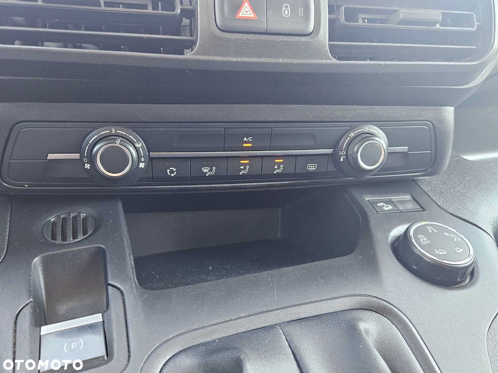 Opel Combo L2H1 *49999zł NETTO* 1.5CDTi/102KM - 27