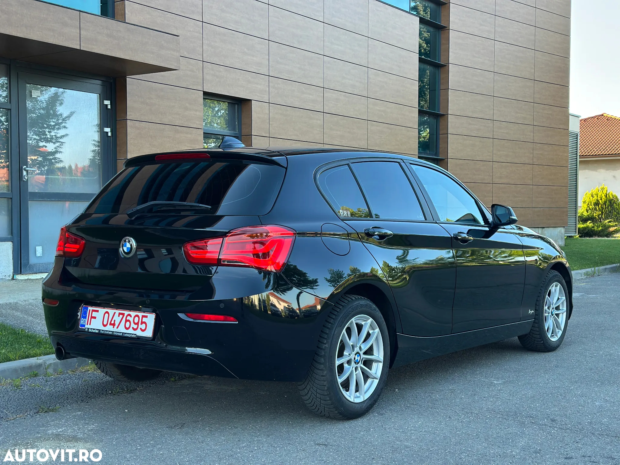 BMW Seria 1 116i Advantage - 8