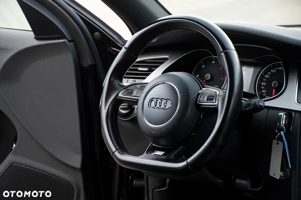 Audi A4 Avant 2.0 TDI DPF quattro S tronic S line Sportpaket - 28