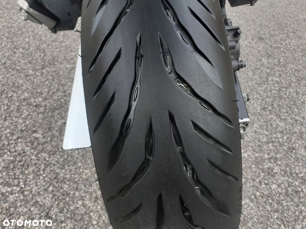 Yamaha XJ - 5