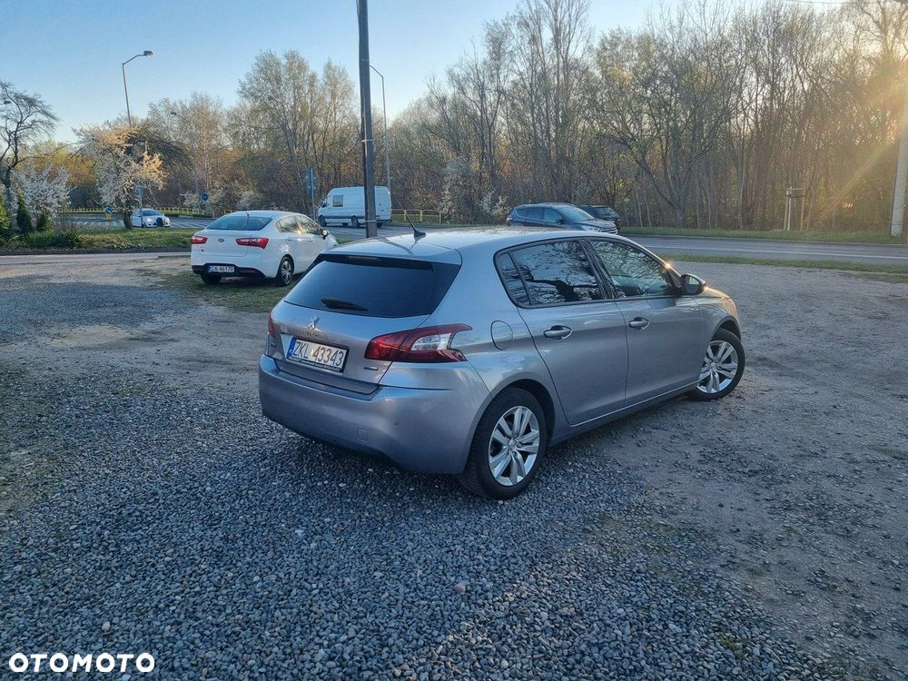 Peugeot 308 - 5