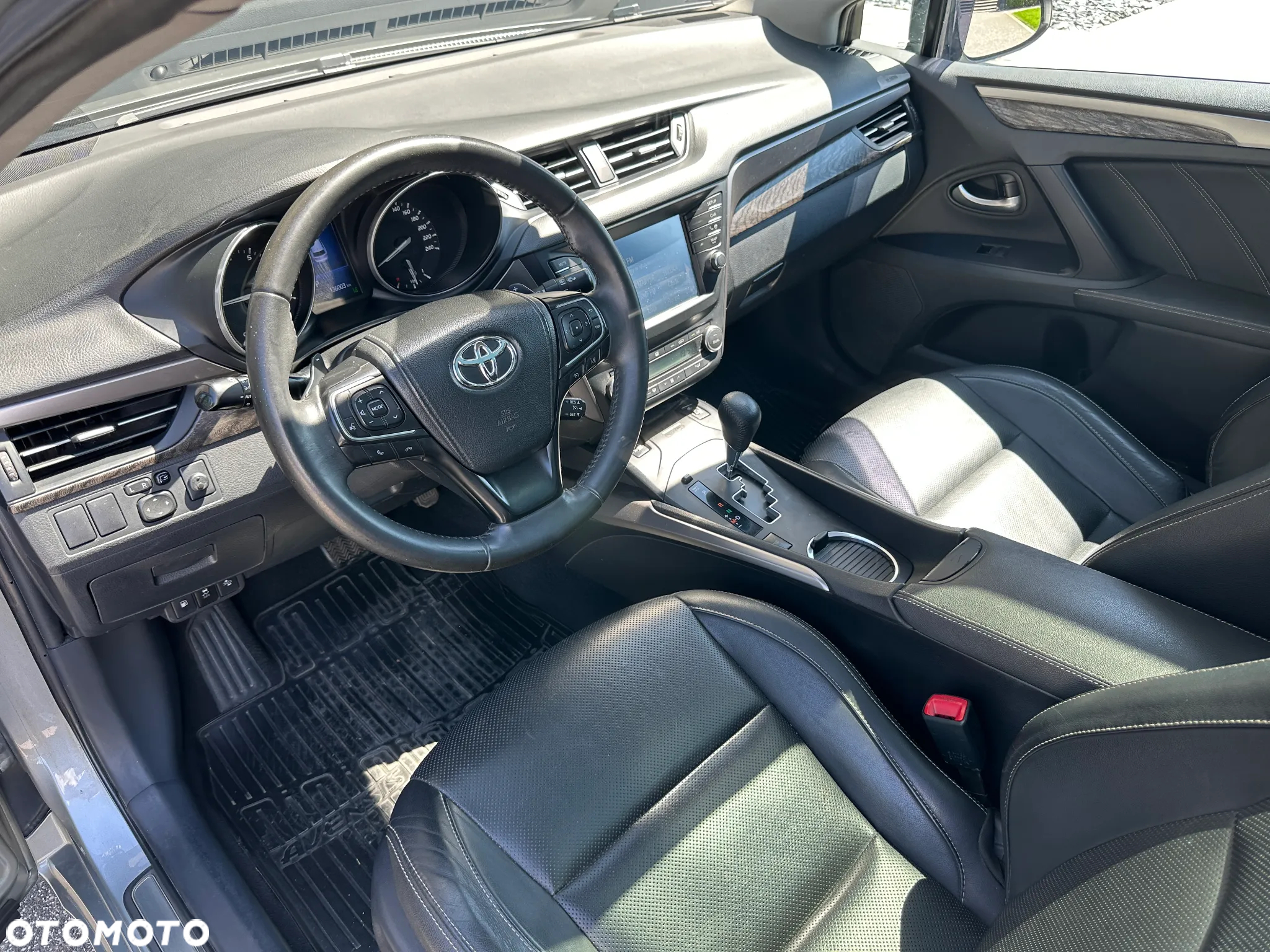 Toyota Avensis 1.8 Prestige MS - 13