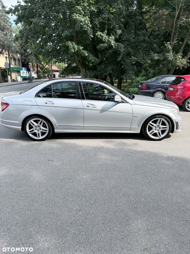 Mercedes-Benz Klasa C 220 CDI Elegance - 3