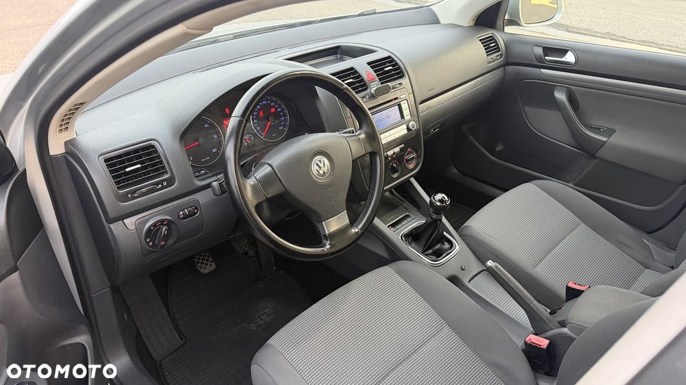 Volkswagen Golf 2007 photo 2