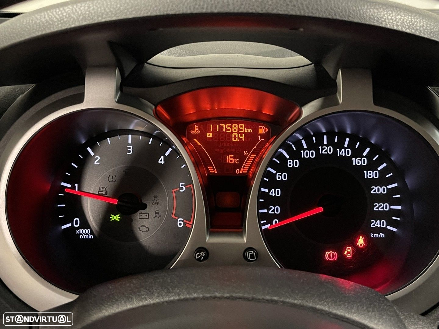 Nissan Juke 1.5 dCi N-Connecta - 10