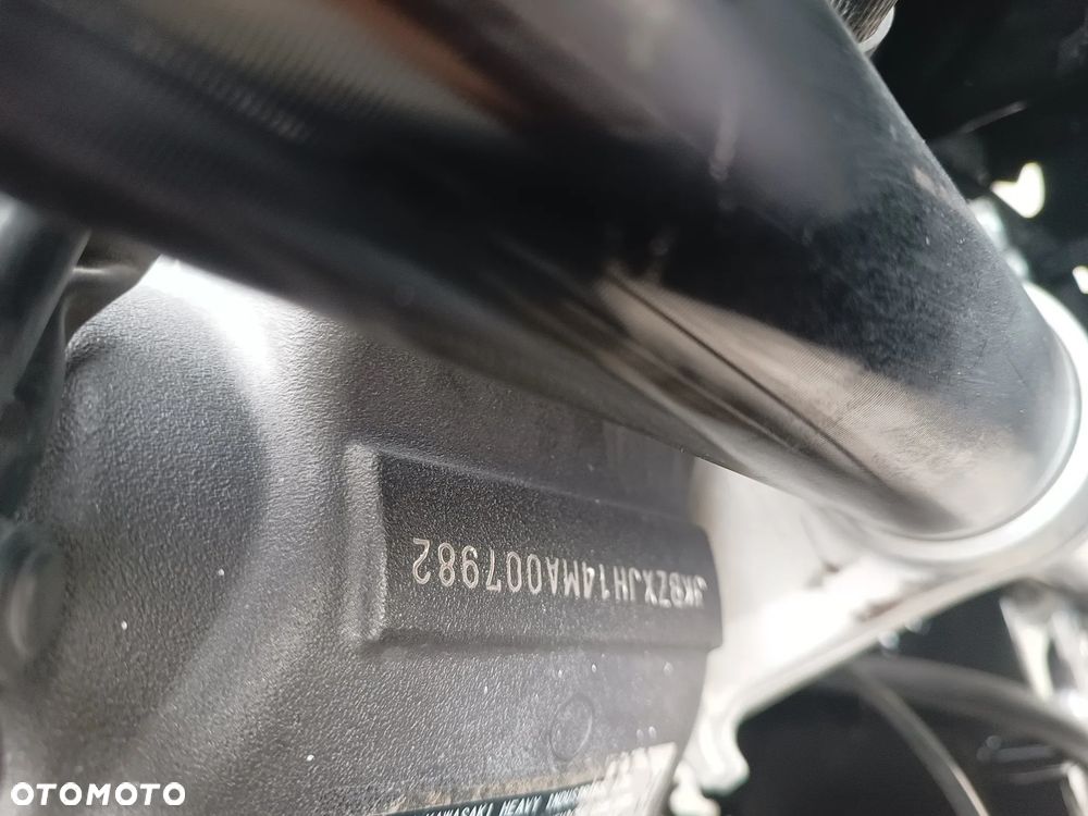 Kawasaki ZX - 17