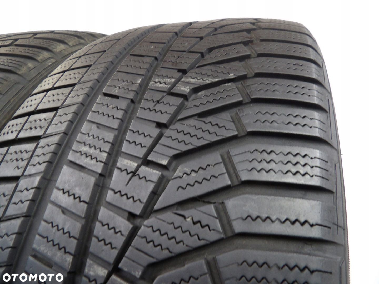 2X opony 235/45R19 HANKOOK WINTER ICEPT EVO 2 - 3