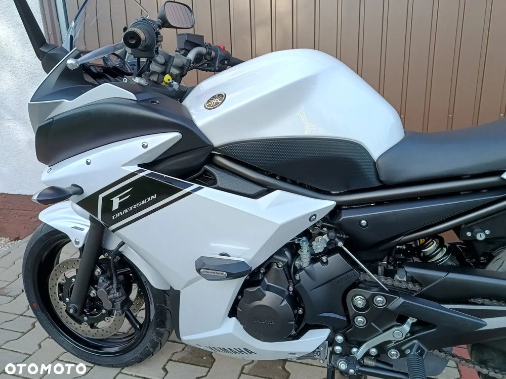 Yamaha XJ - 23
