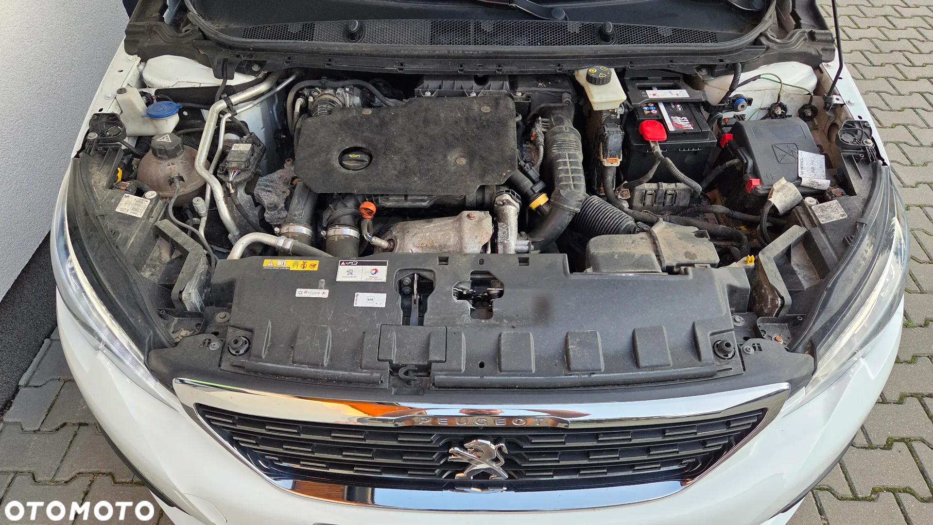 Peugeot 308 1.5 BlueHDi Allure Pack S&S EAT8 - 24