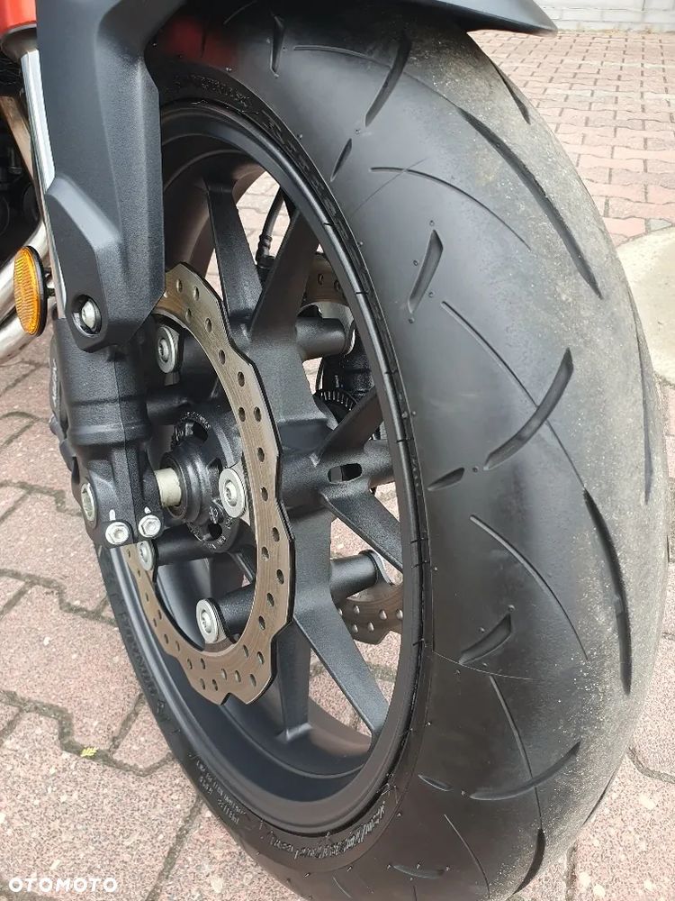 Honda Hornet - 4