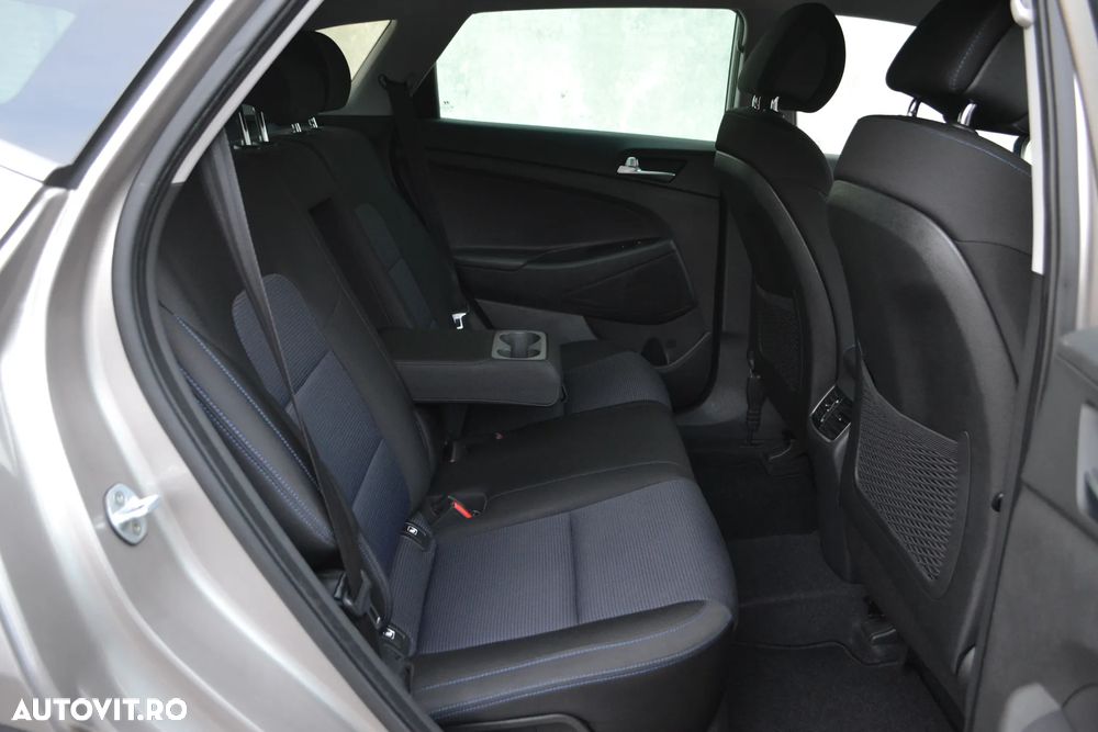 Hyundai Tucson 2.0 CRDI 4WD Style - 11