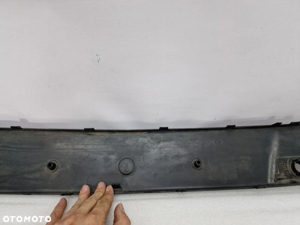 OPEL ASTRA IV 4 J LIFT 12- LISTWA / KRATKA ŚRODKOWA ZDERZAKA PRZEDNIEGO PRZÓD NA PDC , NR 13368664 / 13381812 , NR AUKCJI KR116 - 11