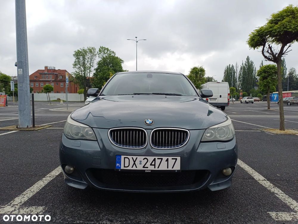 BMW Seria 5 520i - 2