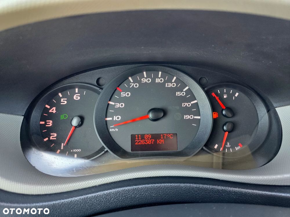 Renault MASTER 2,3 DCI 150 KONNA DOKA BRYGADÓWKA 7 OSOBOWA 3,3M SKRZYNIA KLIMA BLIŻNIAKI DO 3,5T GWARANCJA - 19