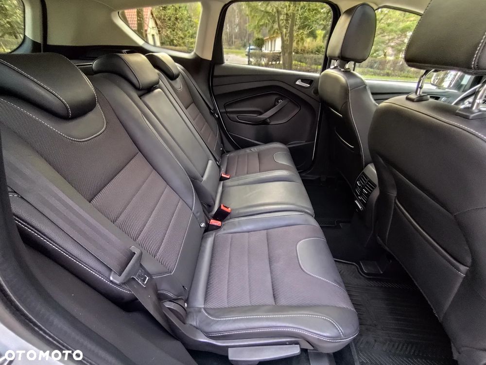 Ford Kuga 2.0 TDCi 4x4 Individual - 27