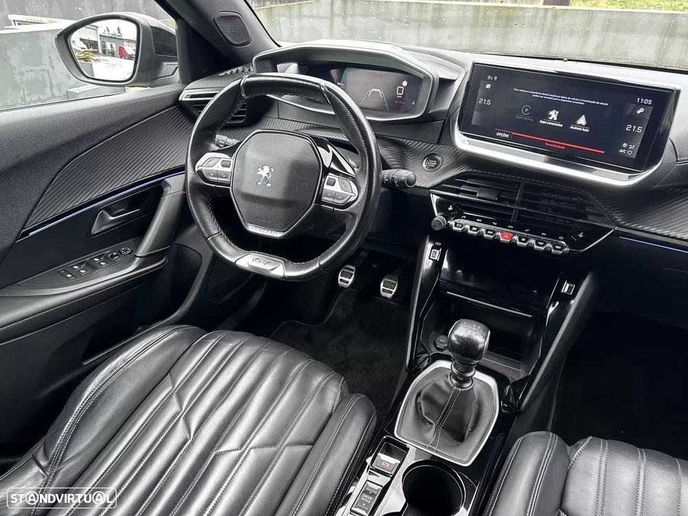 Peugeot 2008 1.2 PureTech GT - 43
