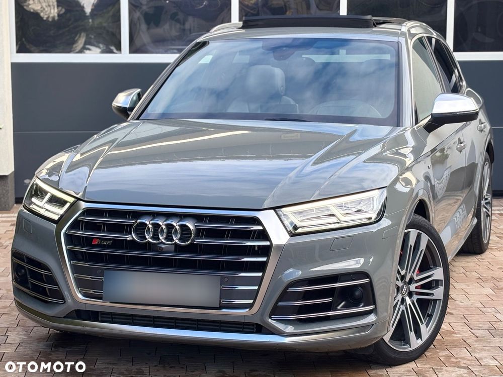 Audi SQ5 - 2