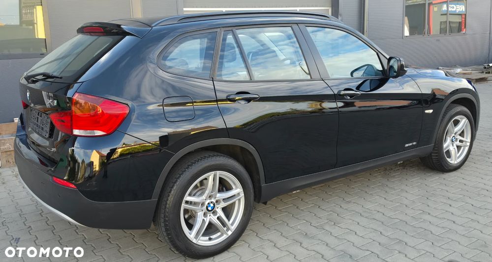 BMW X1 sDrive18i xLine - 12