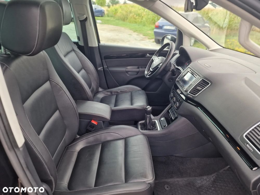 Volkswagen Sharan 2.0 TDI 4MOTION (BlueMotion Technology) Highline - 36