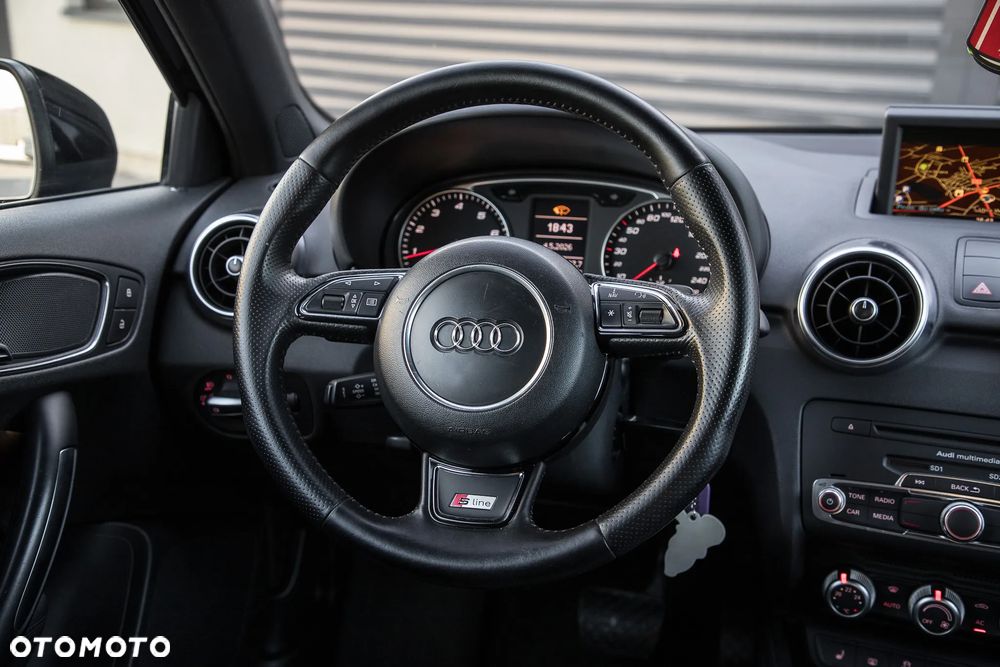 Audi A1 3-drzwiowe 1.4 TFSI S tronic S line edition m S line Sportpaket - 25