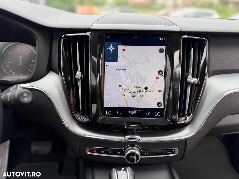 Volvo XC 60 D4 AWD Momentum - 39