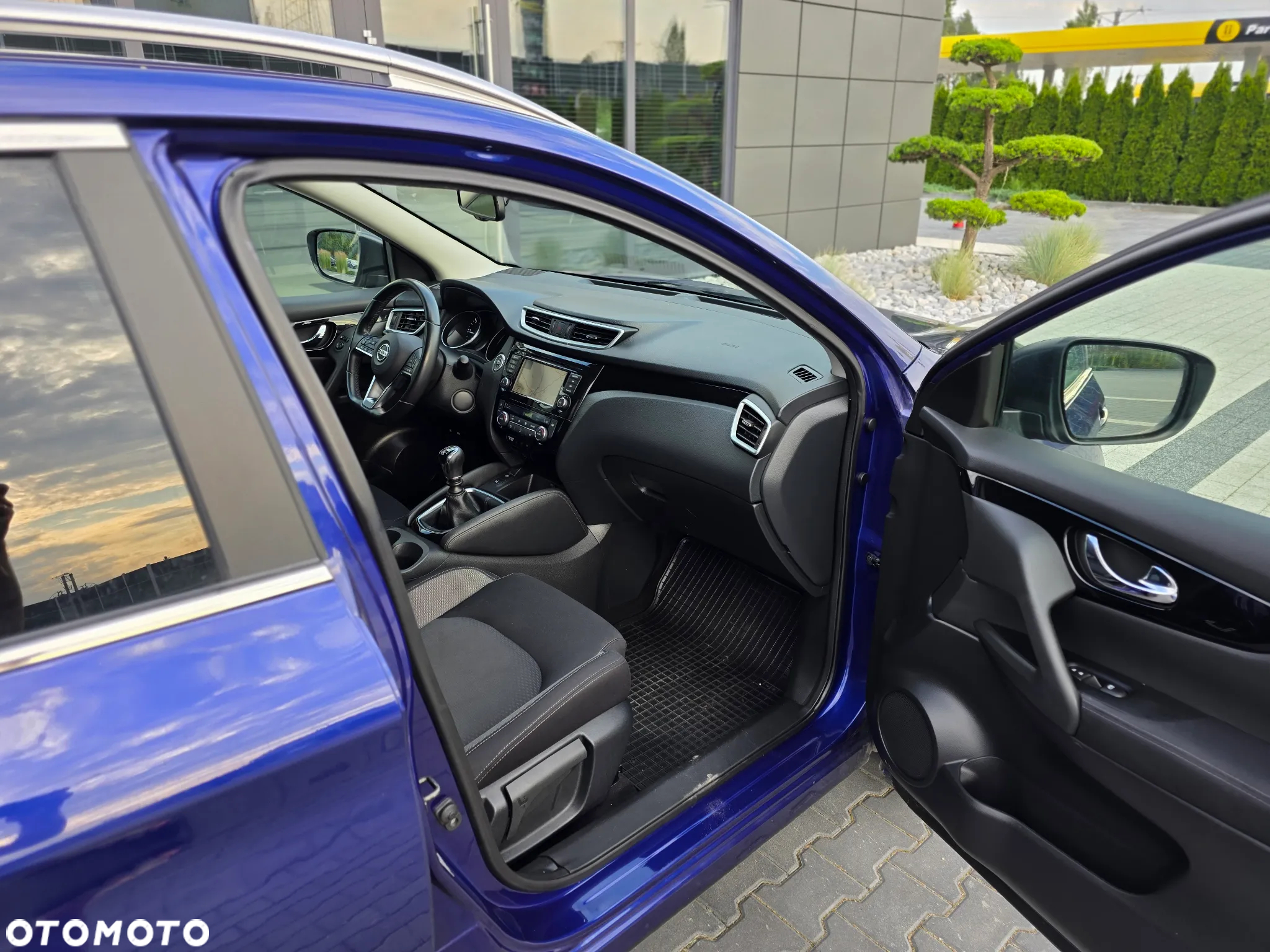 Nissan Qashqai 1.7 dCi 4x4 N-Connecta - 23