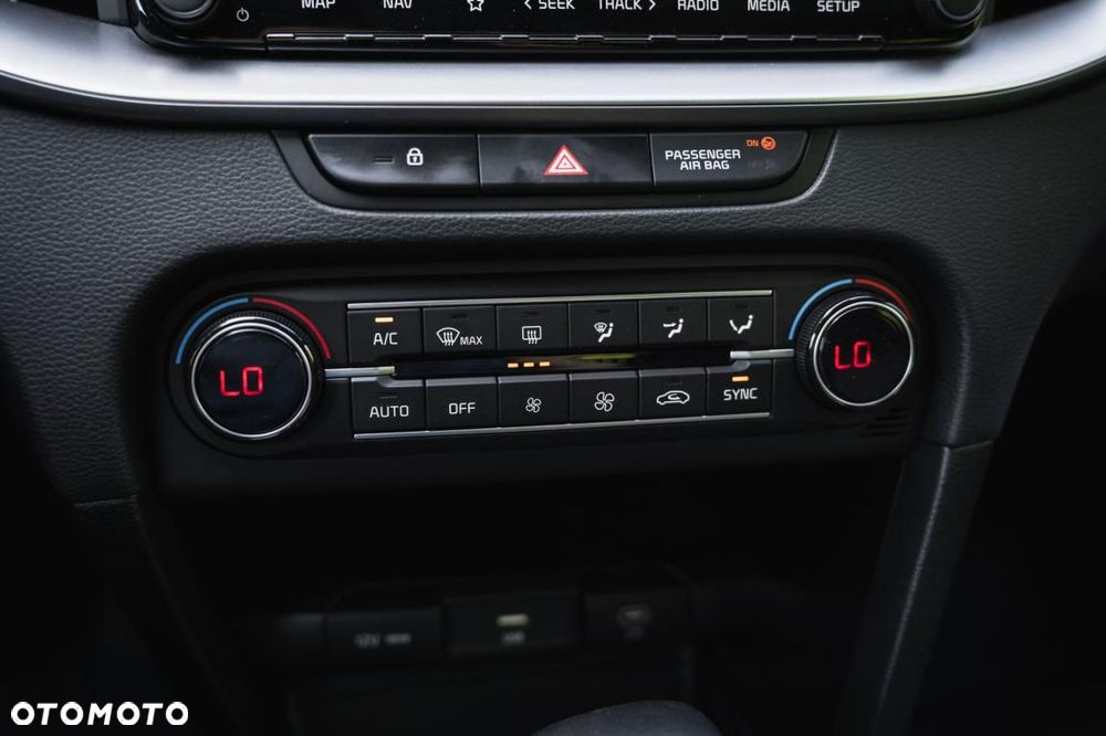 Kia XCeed - 20