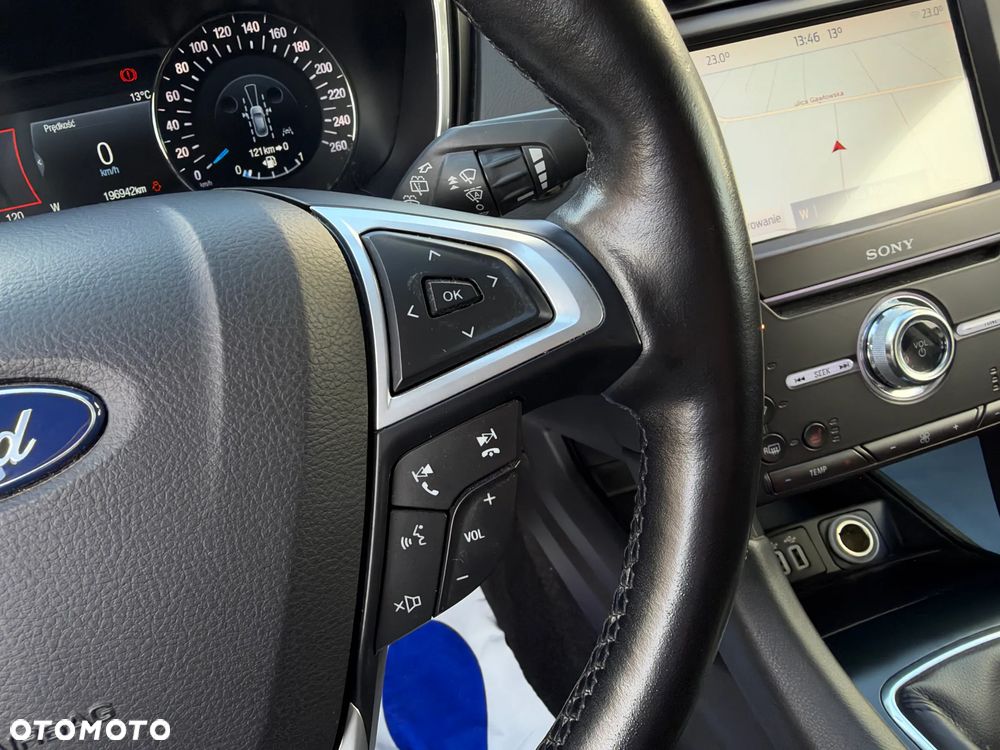 Ford Mondeo 2.0 EcoBlue Titanium - 24