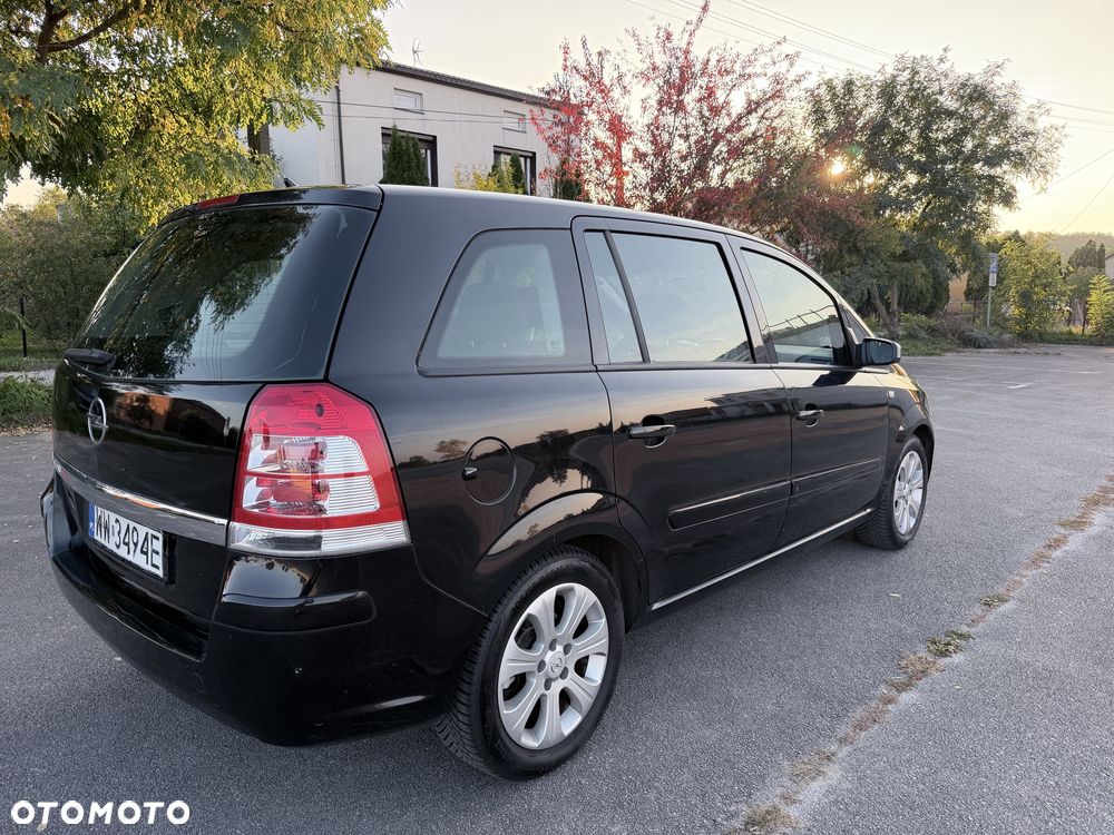 Opel Zafira - 4