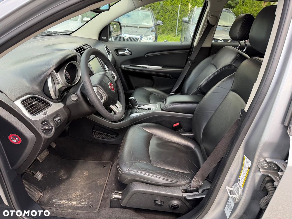 Fiat Freemont 2.0 Multijet 16V DPF Automatik Allrad Lounge - 28