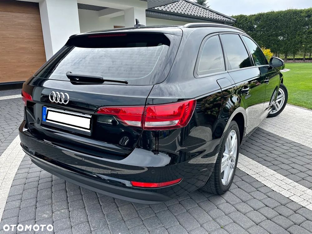 Audi A4 Avant 1.4 TFSI Design - 13