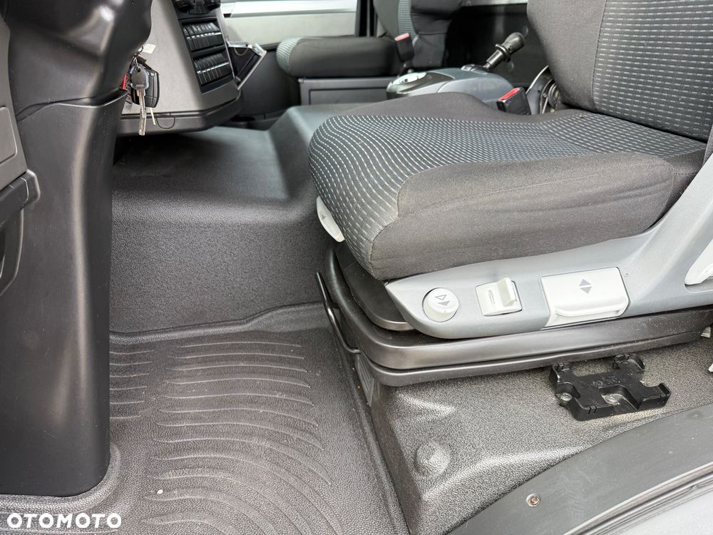 MAN TGM 18.290 / DMC 18 TON / WINDA ZAŁADOWCZA / KONTENER 9,40 M / Z FRANCJI / STAN BDB / / / - 32