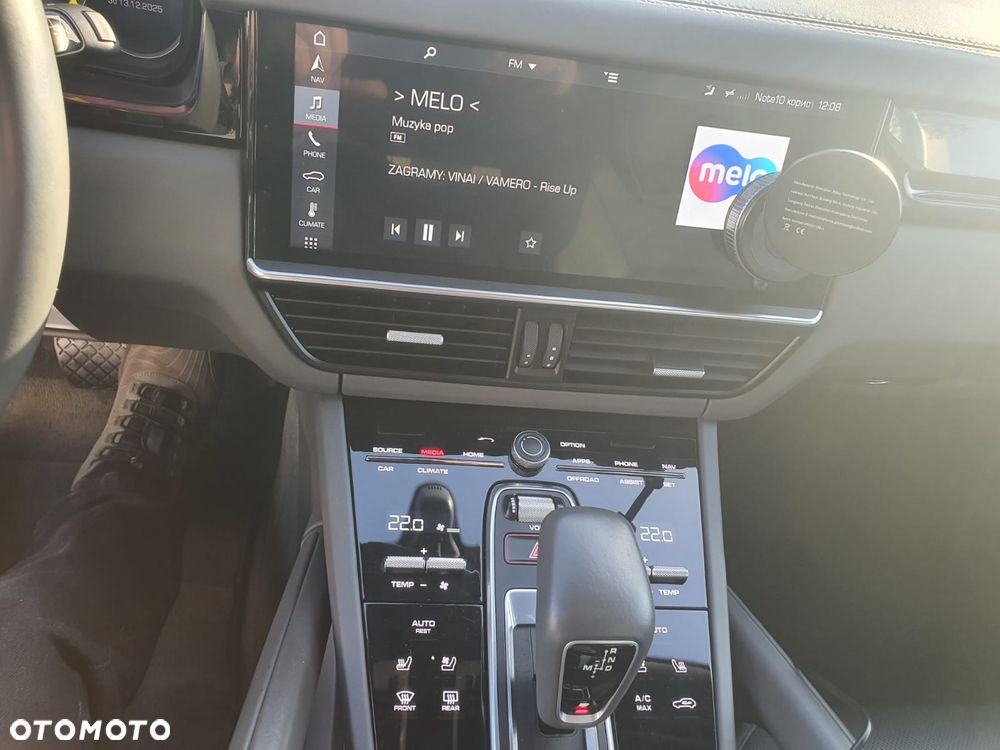 Porsche Cayenne Platinum Edition - 4