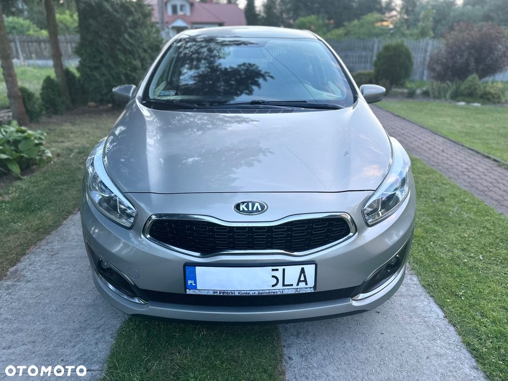 Kia Ceed 1.6 GDI M - 3
