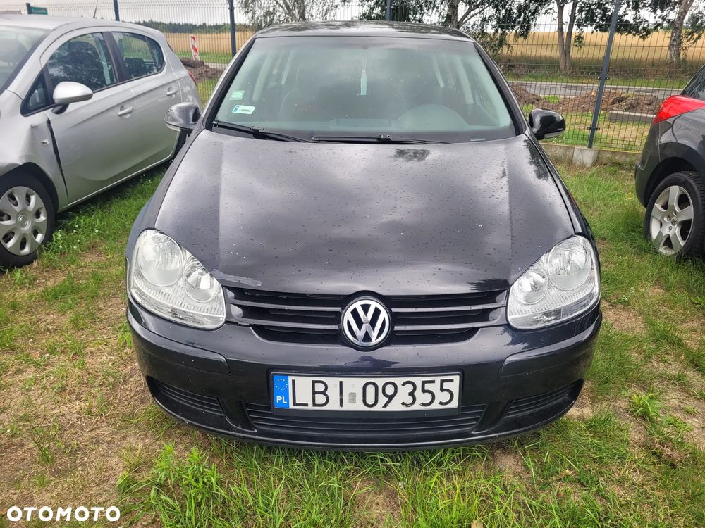 Volkswagen Golf - 1