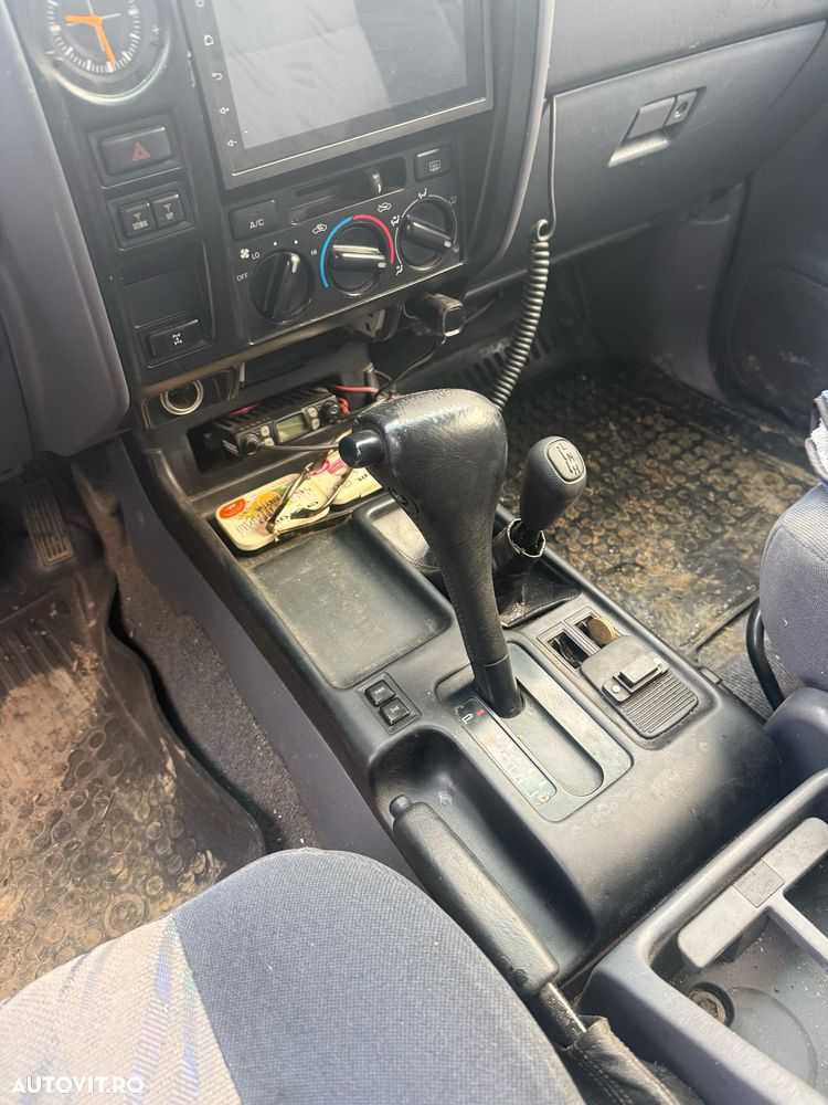 Toyota Land Cruiser - 5