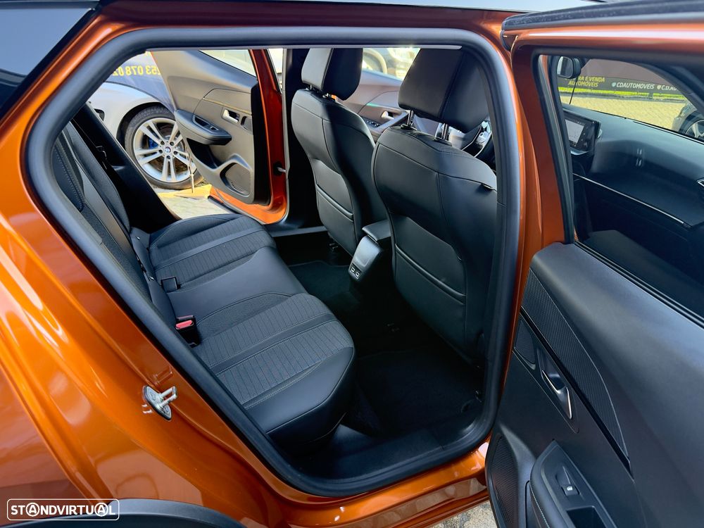 Peugeot 2008 1.2 PureTech Allure Pack - 50