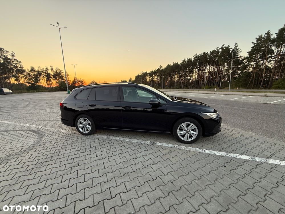 Volkswagen Golf 2.0 TDI SCR Life - 8