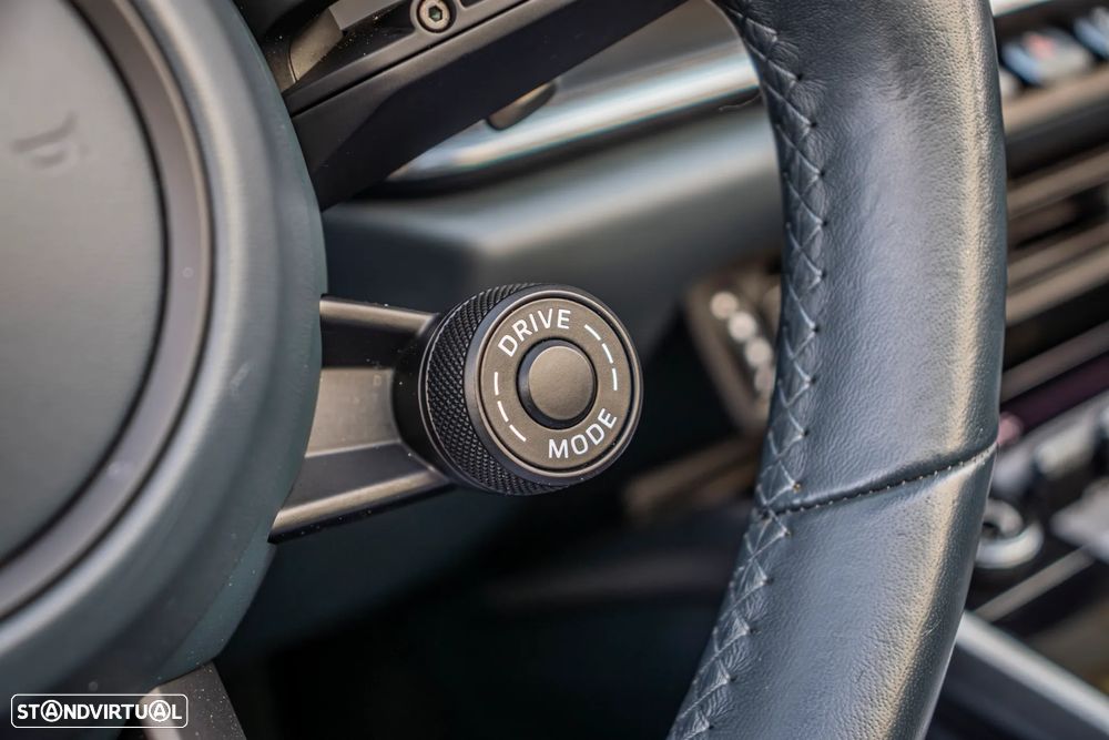 Porsche 911 (992) Carrera 4S PDK - 17