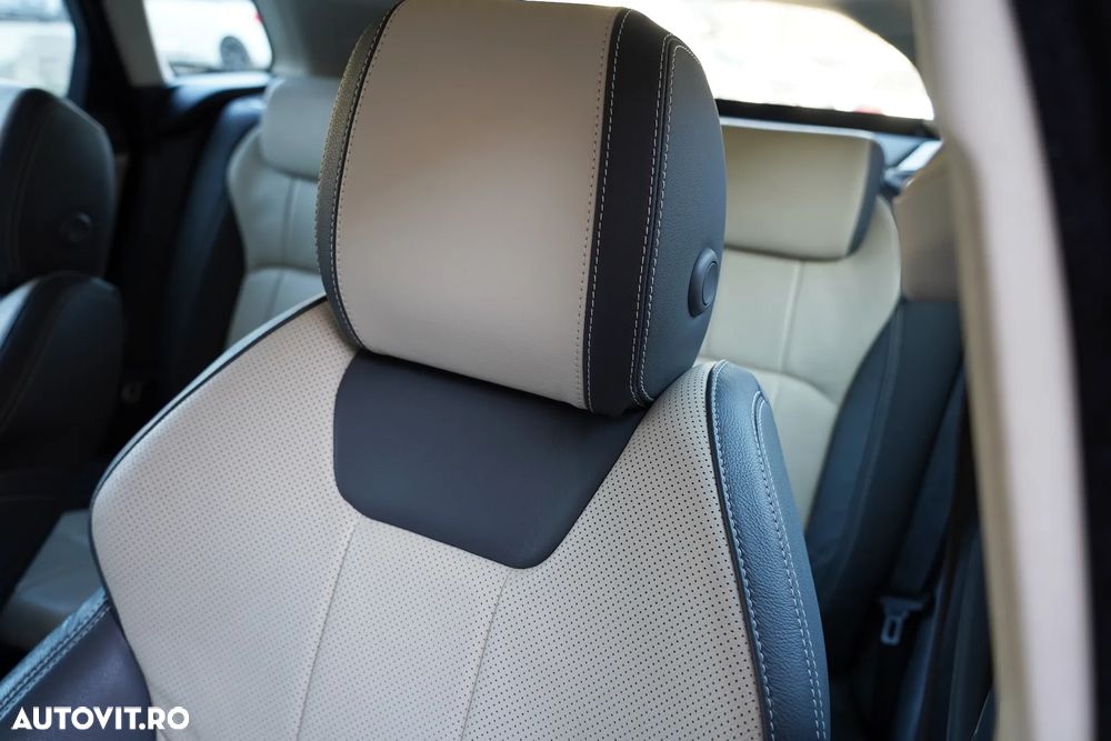 Land Rover Range Rover Evoque - 11