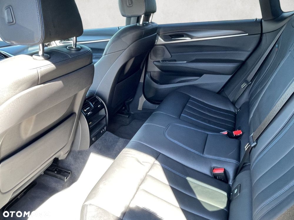 BMW 6GT 640i GPF xDrive M Sport sport - 23