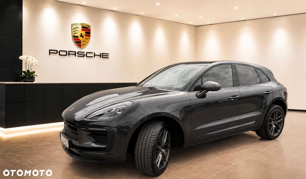 Porsche Macan T - 1