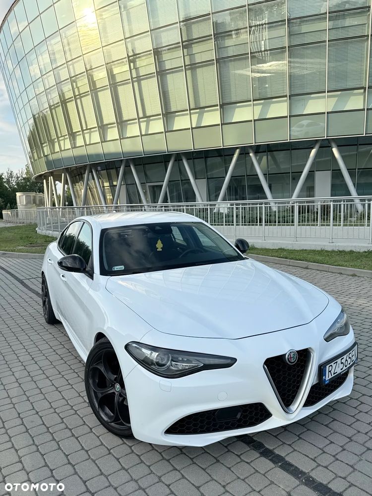 Alfa Romeo Giulia 2.0 Turbo Veloce - 19