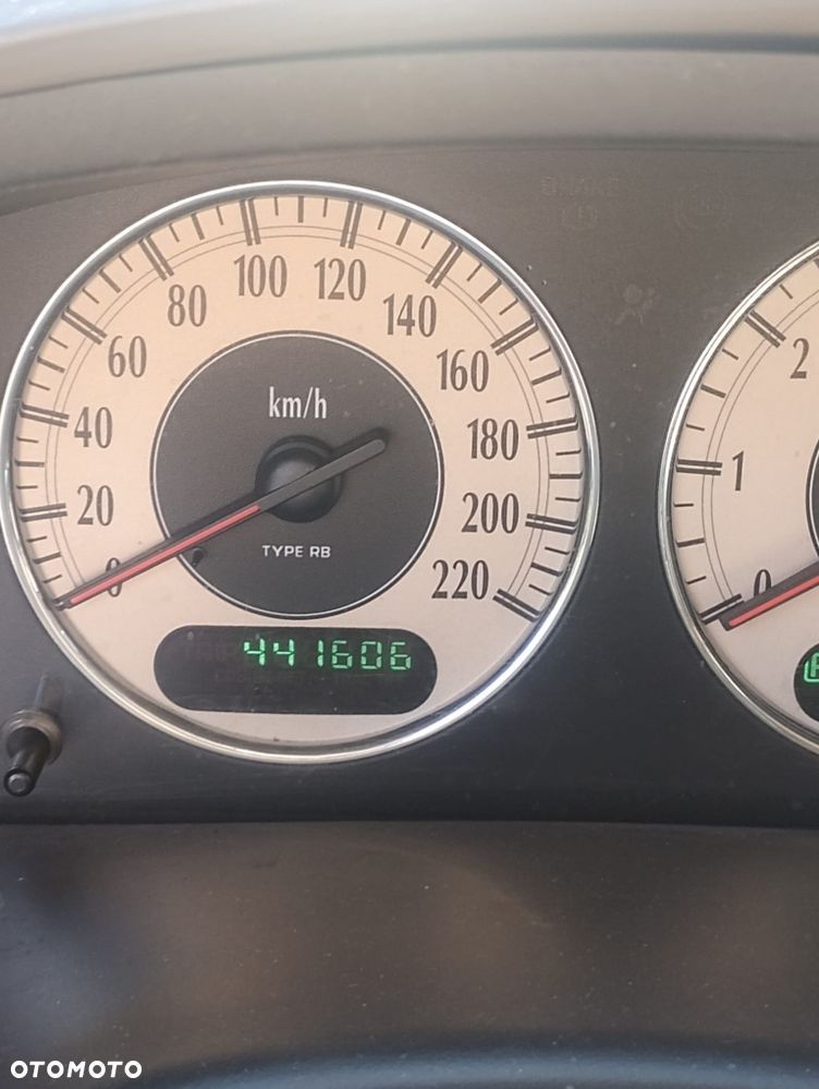 Chrysler Grand Voyager - 5