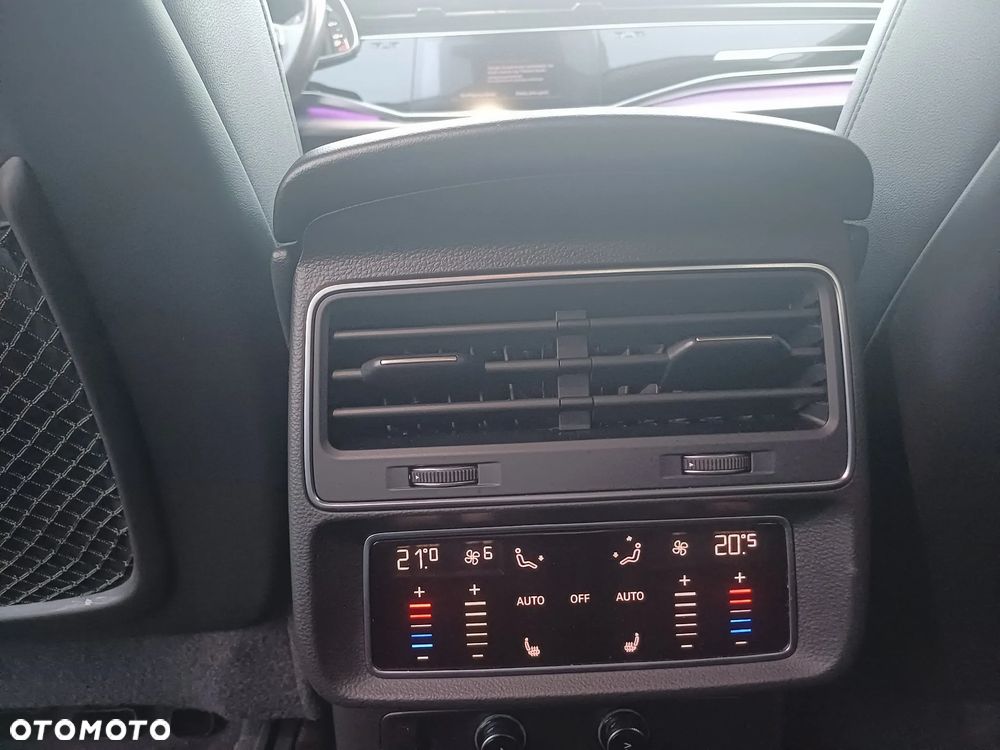 Audi Q7 - 11