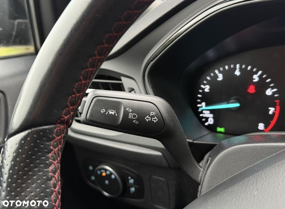 Ford Focus 1.5 EcoBoost STart-Stopp-System ST-LINE - 40