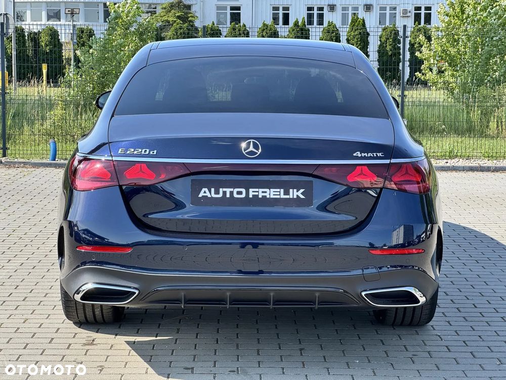 Mercedes-Benz Klasa E 220 d mHEV 4-Matic AMG 9G-Tronic - 11