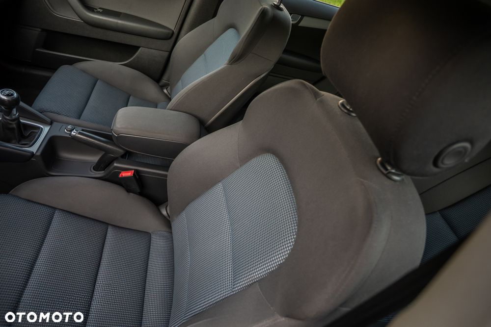 Audi A3 Sportback 2.0 TDI DPF Ambition - 18
