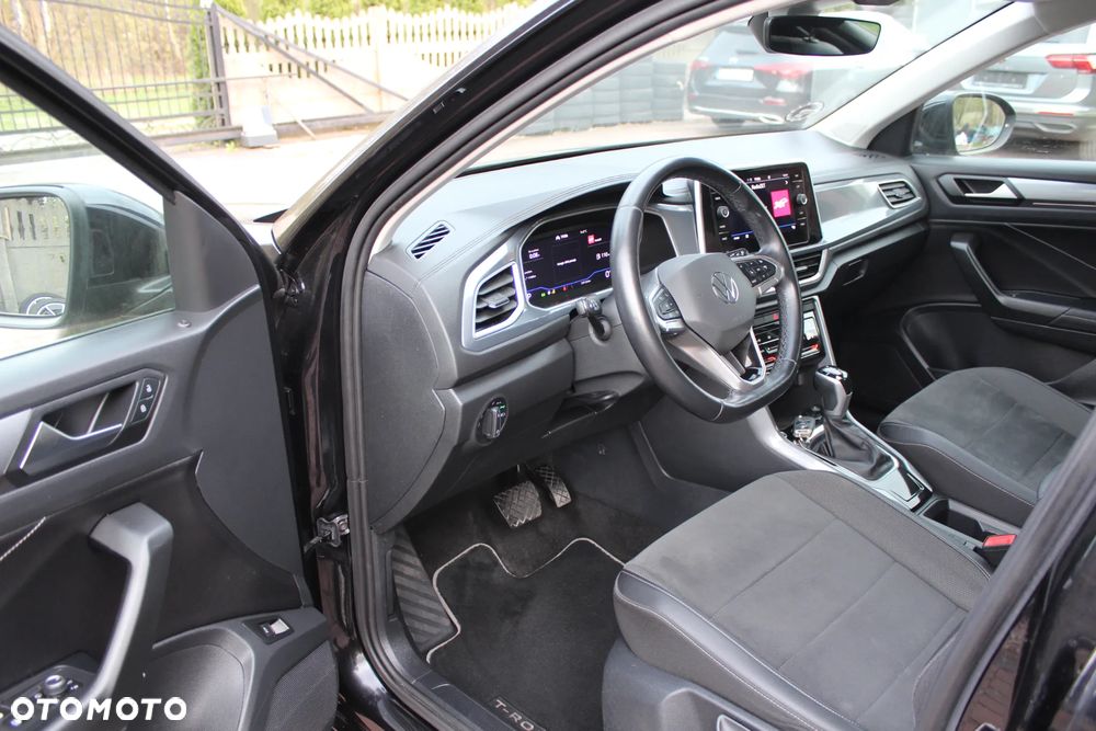 Volkswagen T-Roc 2.0 TDI SCR DSG ACTIVE - 11